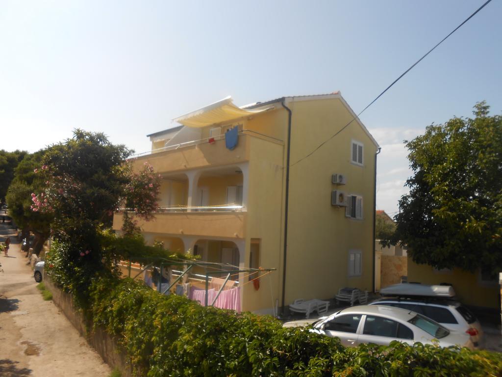 Apartments Petrovic Rogoznica  Esterno foto