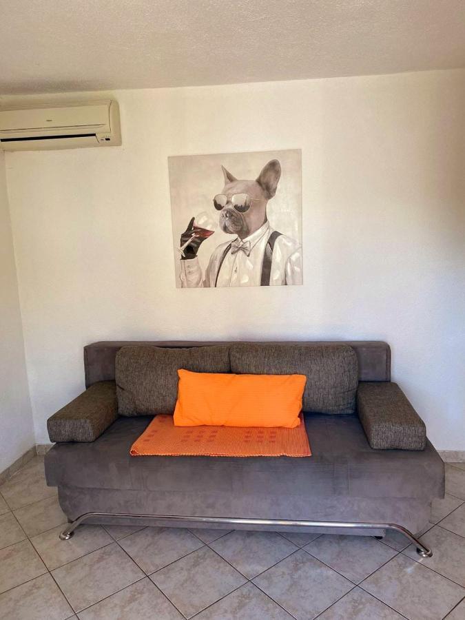 Apartments Petrovic Rogoznica  Esterno foto