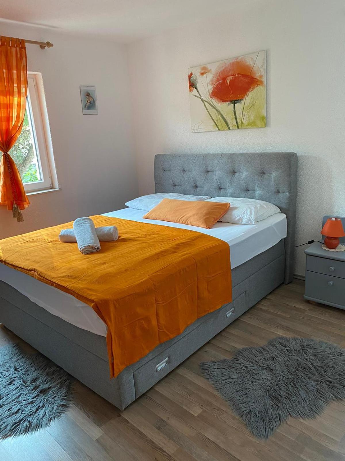Apartments Petrovic Rogoznica  Esterno foto